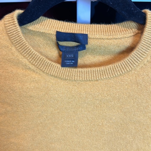 J Crew 100% cashmere mustard long sleeve crew neck sweater size XXS​ - Picture 2 of 3